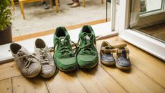 تقليد خلع الحذاء قبل الدخول للمنزل