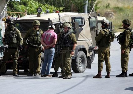 اعتقال مرافق لأحد المرضى على حاجز بيت حانون