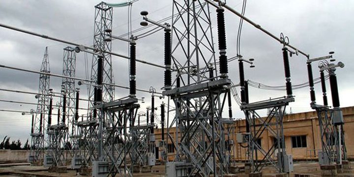 مجلس تنظيم قطاع الكهرباء يناقش قضايا الطاقة المتجددة وجودة التيار الكهربائي