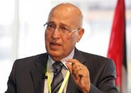 نبيل شعث:التسريبات حول تأجيل امريكا لإعلان"صفقة القرن" يثبت الفرق بين ما تعلنه وما تفعله!