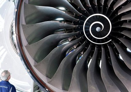 اختبار أكبر محرك طائرات في العالم!