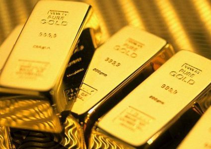 الذهب يهبط قبل قرار الفائدة الأمريكي