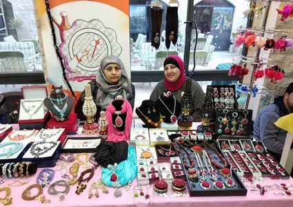 ماس لسيدات الأعمال تنظم معرض "غرزة حب" للمشغولات اليدوية