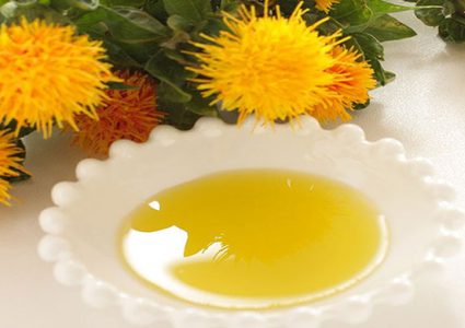 فوائد غسول الوجه بزيت "العصفر" !