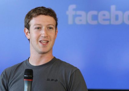 مؤسس فيسبوك يعترف: ارتكبنا خطأً