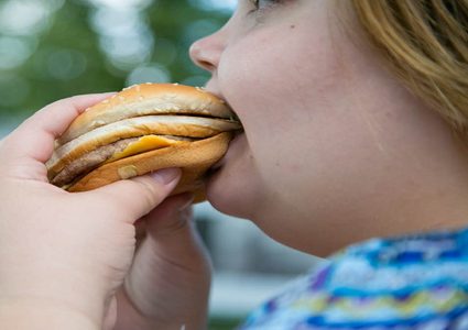 علماء: السمنة تؤثر على حاسة مهمة