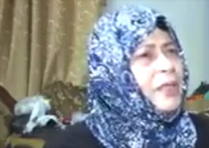 الرئيس يمنح السيدة باسمة سامحنا لقب الأم المثالية للعام 2018