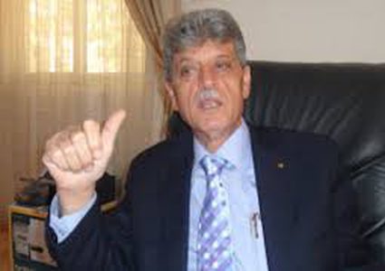 سفيرنا لدى اندونيسيا يوقع على استلام مبنى السفارة الجديد