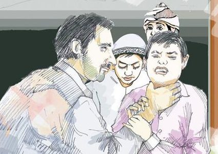 معلم أجنبي يخنق تلميذا في مدرسة بدبي