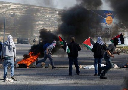 انطلاق المسيرات الاسبوعية المنددة بإعلان ترامب في محافظات الوطن(محدث)