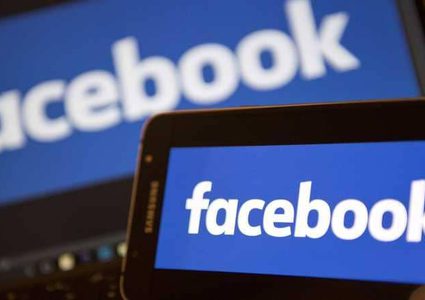 ألمانيا تلمح إلى "تعويضات" بعد فضيحة فيسبوك