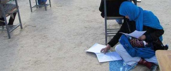 شابة أفغانية تثير إعجاب الآلاف.. وإطلاق حملة لمساعدتها