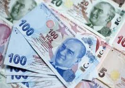 تراجع الليرة التركية إلى مستوى قياسي منخفض