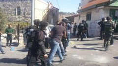 اعتقال المصور الصحافي "أكرم العمور" في مواجهات شرق بيت لحم