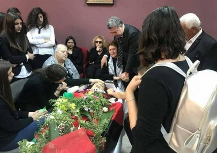 بالفيديو: على أنغام مَوْطني.. الناصرة تُودّع ريم بنَّا بالعلم الفلسطيني