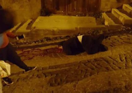 بالفيديو والصور: العثور على جثة شاب في منطقة المدبسة وسط بيت لحم