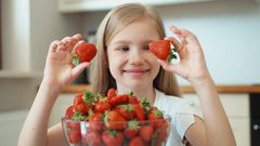 أطعمة تساعد على تحسين المزاج وإفراز "هرمون السعادة"