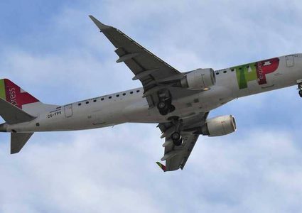 إنقاذ 106 ركاب من "الطيار المخمور"