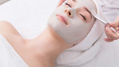 فوائد زبدة الشيا على البشرة