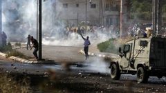 إصابات في مواجهات مع الاحتلال جنوب نابلس