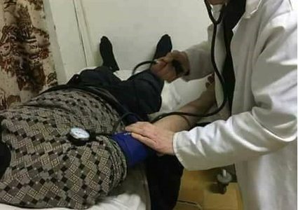 طبيب الفقراء مات ساجداً