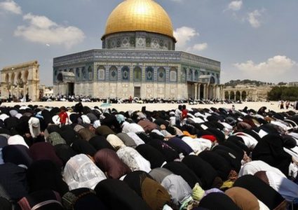 مفتي القدس: لانعترف بقرارات محاكم الاحتلال
