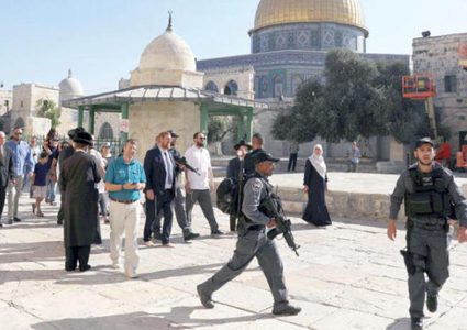 فتح تُحذّر من محاولات الإحتلال المتكررة للمساس بالمسجد الأقصى وكنيسة القيامة