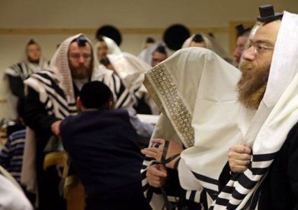 تنديد رسمي وديني لاستفزازات المستوطنين على أبواب الأقصى