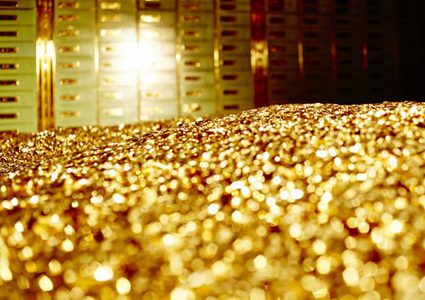 الذهب عند أعلى مستوى بفعل الأزمة مع روسيا