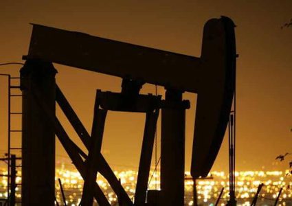 النفط يرتفع بفعل توترات الشرق الأوسط