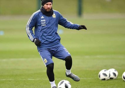 ميسي.. هل ينفذ "وعده الصادم"؟