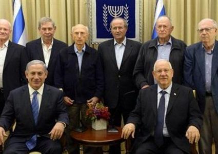 رؤوساء سابقون للموساد: مستقبل إسرائيل في خطر