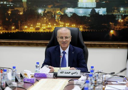 الحكومة تدعو حركة حماس الى الإسراع بتسليم القطاع