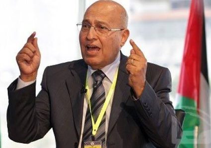 شعث: الإدارة الأمريكيّة قد تؤجّل طرح (صفقة القرن) مدة عام