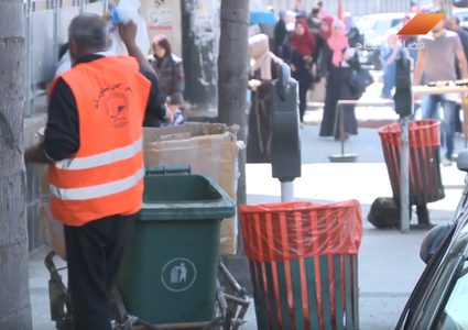 بالفيديو.. أين وصل تطبيق بلدية نابلس الغرامات على النظافة