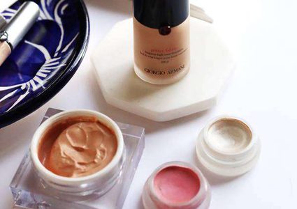 ما لا تعرفينه عن مكوِّنات كريم الأساس..