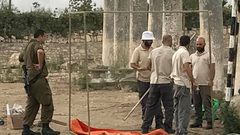 الاحتلال يزيل لوحات ارشادية في الموقع الأثري في سبسطية