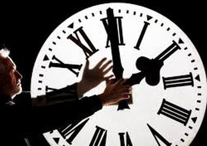 تغيير الساعة إلى "التوقيت الصيفي" أسبابه وتاريخه!