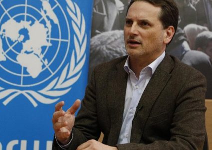 مفوض "الأونروا" يُحذّر من التدهور الخطير للأوضاع في قطاع غزة