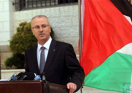 في ذكرى يوم الأرض .. الحمدالله يدعو للالتفاف حول دعوة الرئيس عباس لِعقد مؤتمر دوليّ للسلام