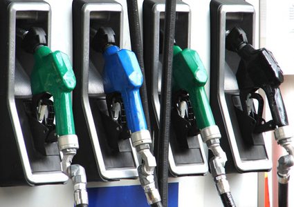 أسعار الوقود تشهد ارتفاعًا مطلع أبريل المُقبل