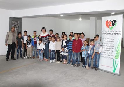 جمعية عطاء فلسطين الخيرية توزع كفالات الأيتام لشهري كانون الثاني وشباط
