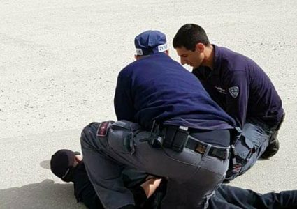 شرطة الإحتلال  تعتقل فلسطينيًا في بئر السبع