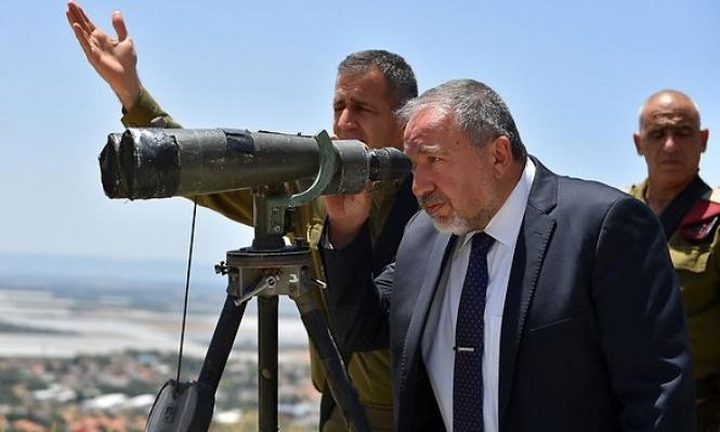 ليبرمان و آيزنكوت يهددان المشاركين بمسيرات العودة