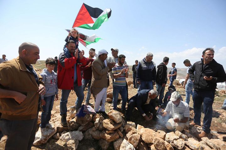 بلعين: عشرات المواطنين يتظاهرون احياءً لذكرى يوم الأرض