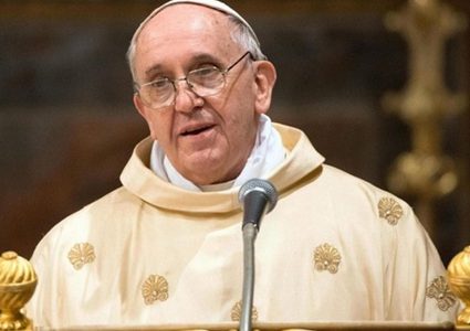 البابا يدعو إلى السلام والمصالحة في الأراضي المقدسة