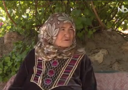 (بالفيديو) أم أمجد عينبوسي تتحدث عن جمال الطبيعة في خربة يرزا