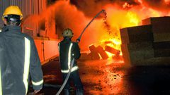 اندلاع حريق هائل في نابلس