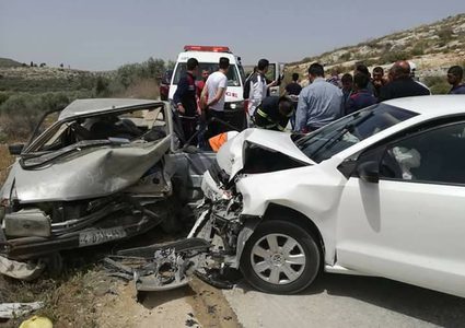 بحث آليات تشجيع تأمين المركبات للحد من مخاطر الحوادث