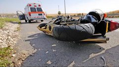 مصرع مواطن إثر سقوطه عن دراجة نارية